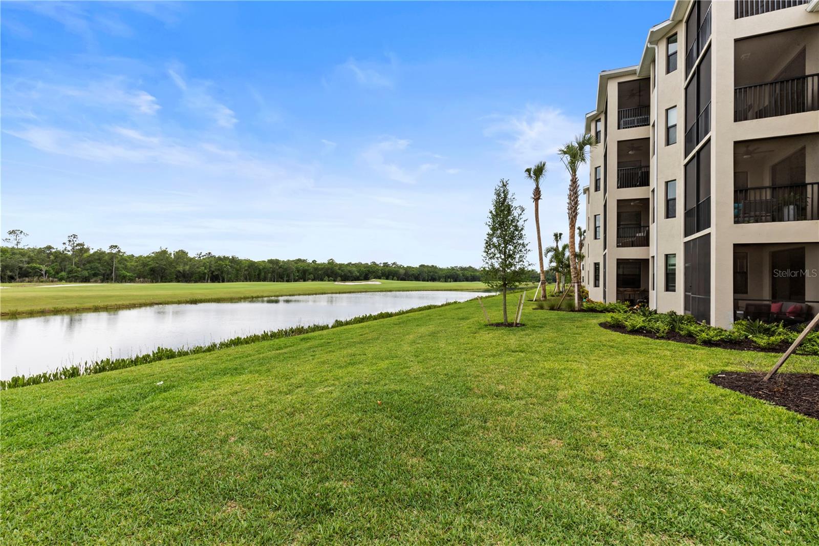 18008 GAWTHROP DR #402, LAKEWOOD RANCH, FL — photo 32