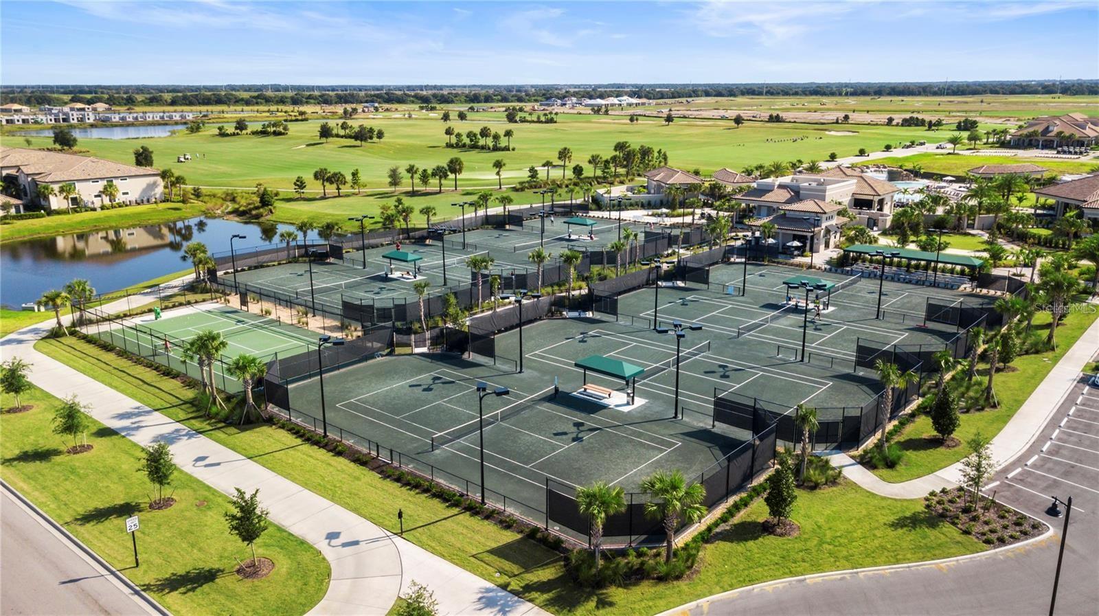 18008 GAWTHROP DR #402, LAKEWOOD RANCH, FL — photo 37