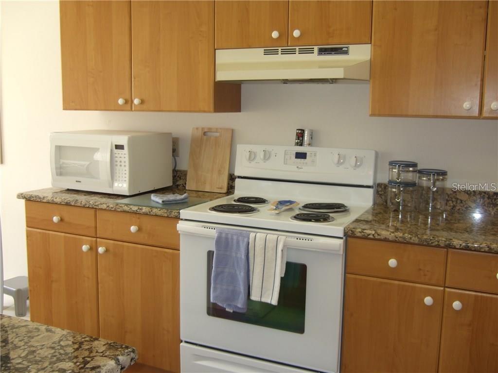4397 LONGMEADOW #35, SARASOTA, FL — photo 10