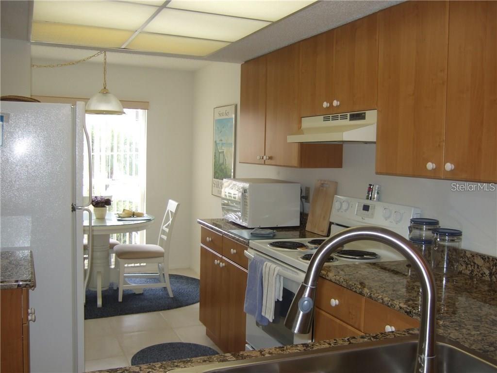 4397 LONGMEADOW #35, SARASOTA, FL — photo 12
