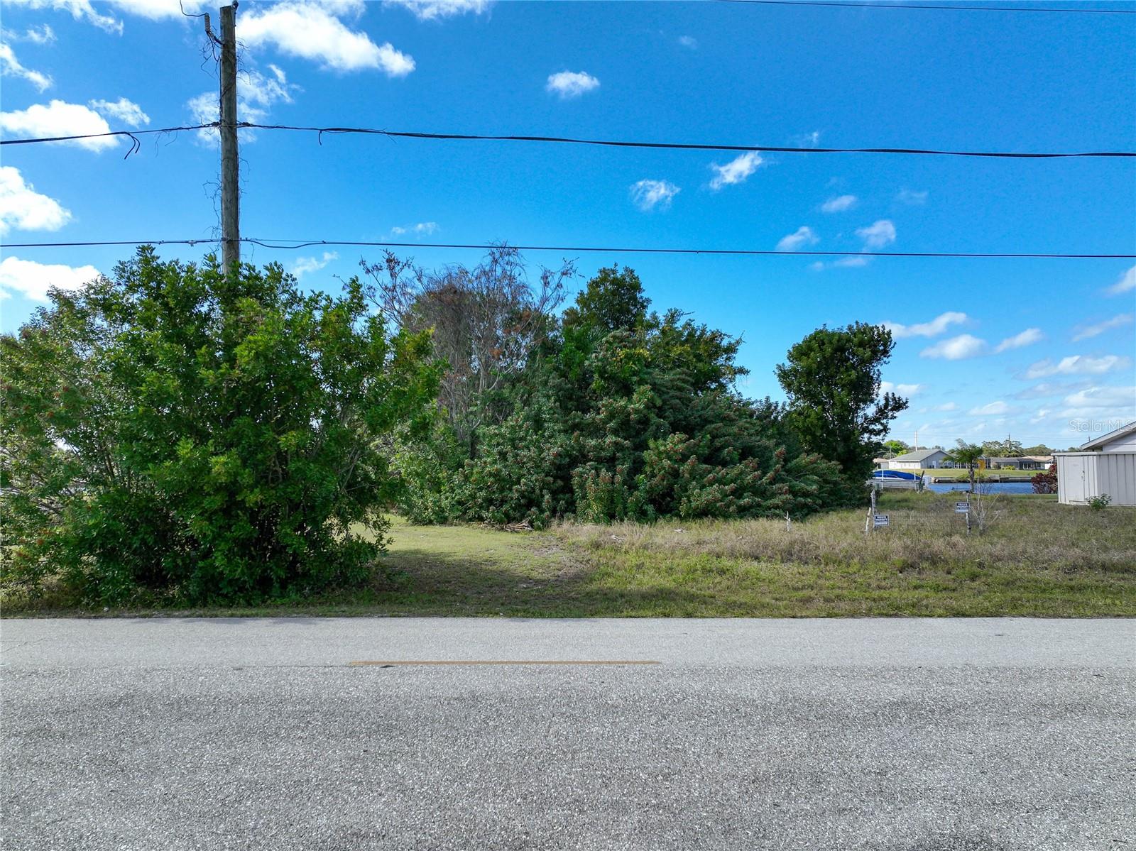834 ELLICOTT CIR NW, PORT CHARLOTTE, FL — photo 27