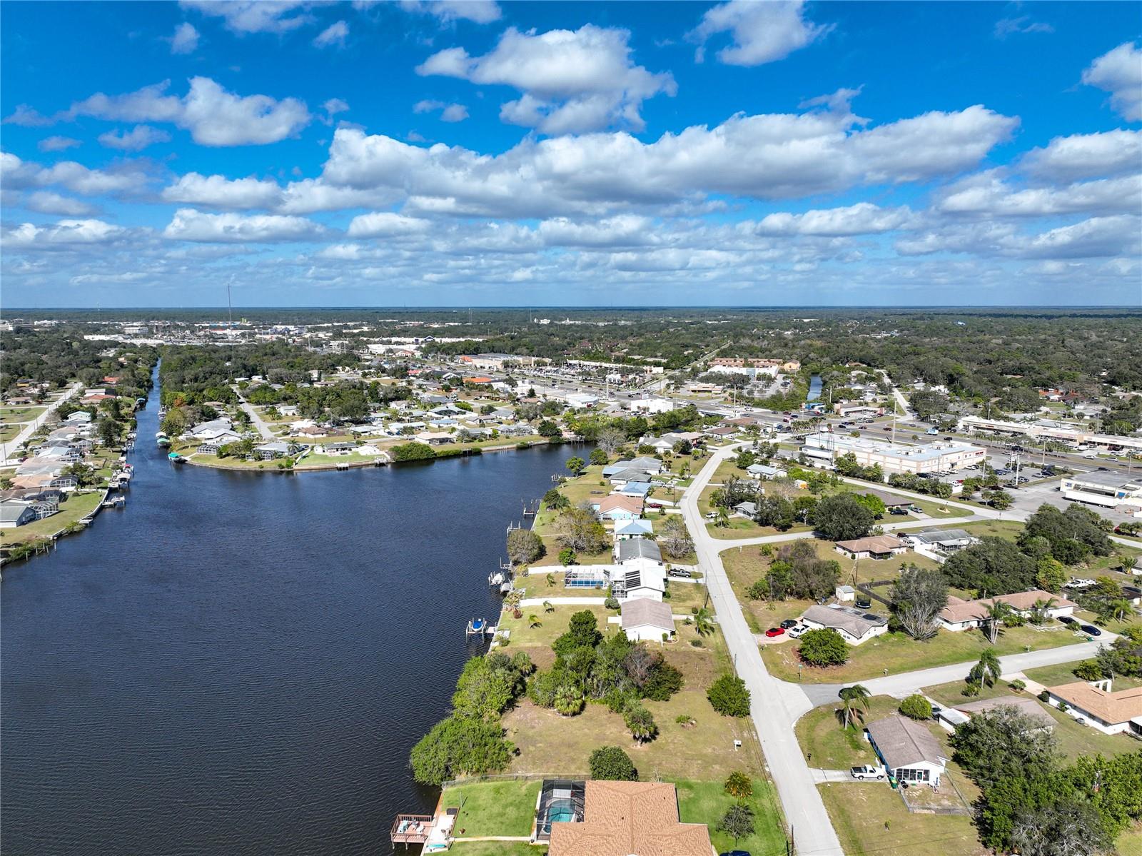 834 ELLICOTT CIR NW, PORT CHARLOTTE, FL — photo 14