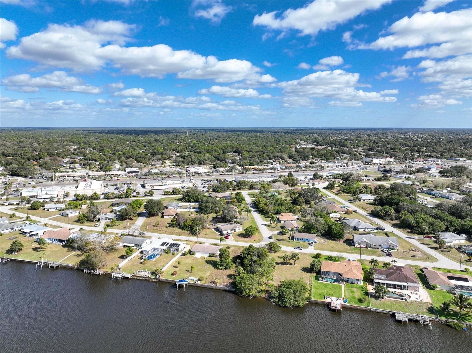 834 ELLICOTT CIR NW, PORT CHARLOTTE, FL — photo 20