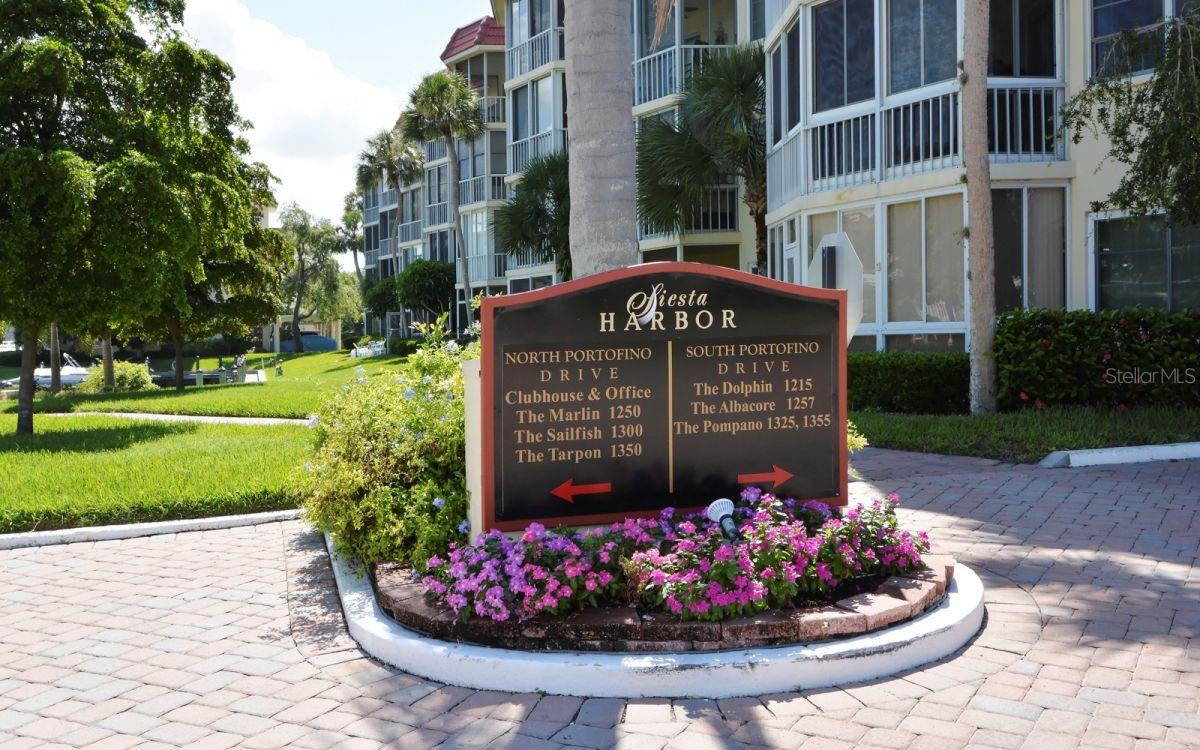 1250 N PORTOFINO DR #102MAR, SARASOTA, FL — photo 131