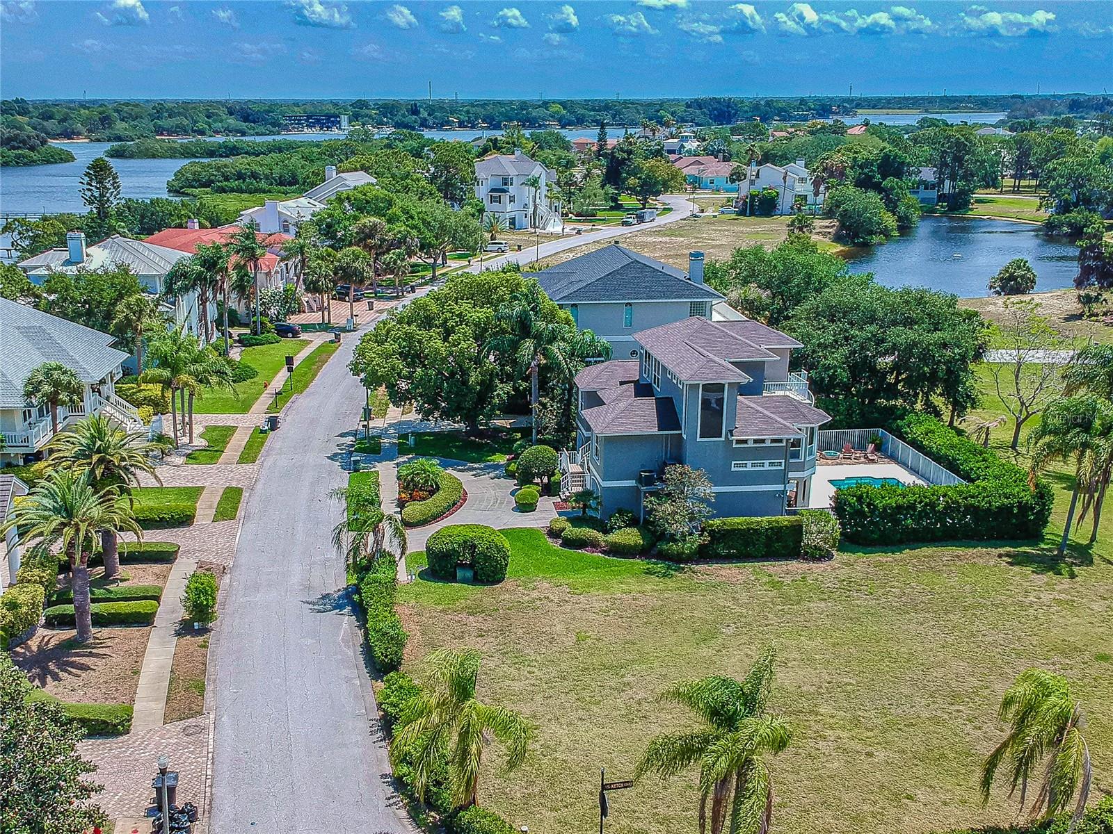 KETCH CT, TARPON SPRINGS, FL — photo 33