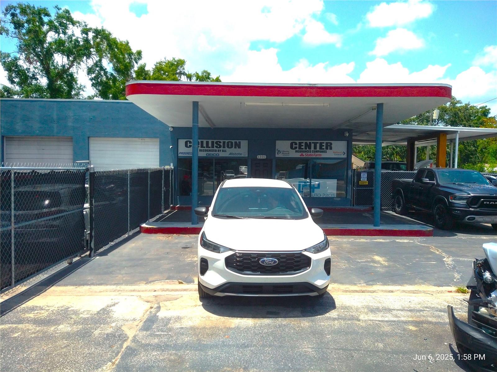 1301 W WATERS AVE, TAMPA, FL
