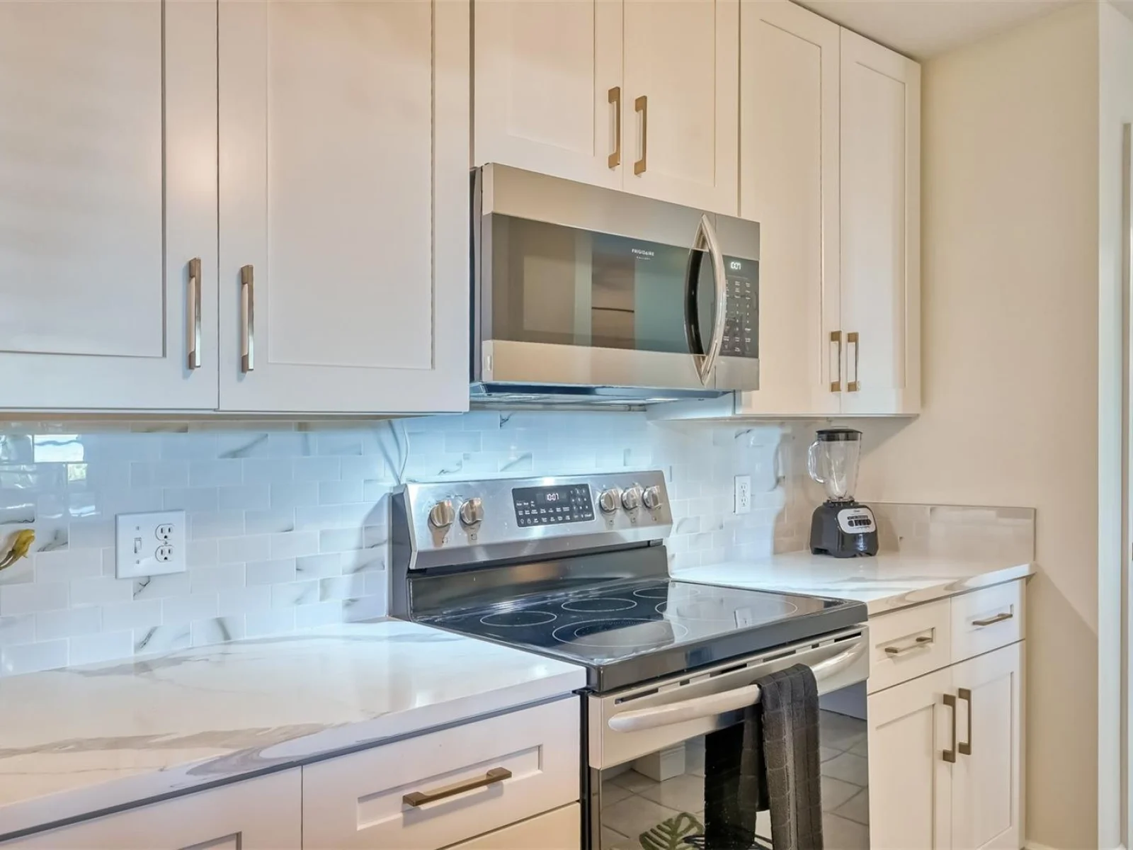 750 N TAMIAMI TRL #205, SARASOTA, FL — photo 17