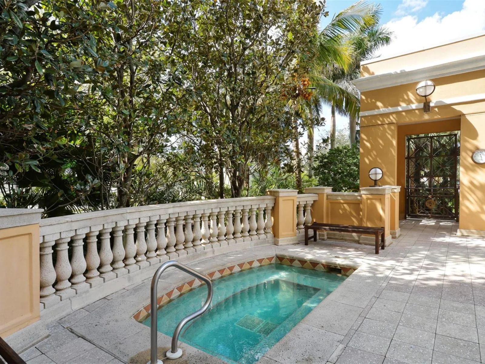 750 N TAMIAMI TRL #205, SARASOTA, FL — photo 43