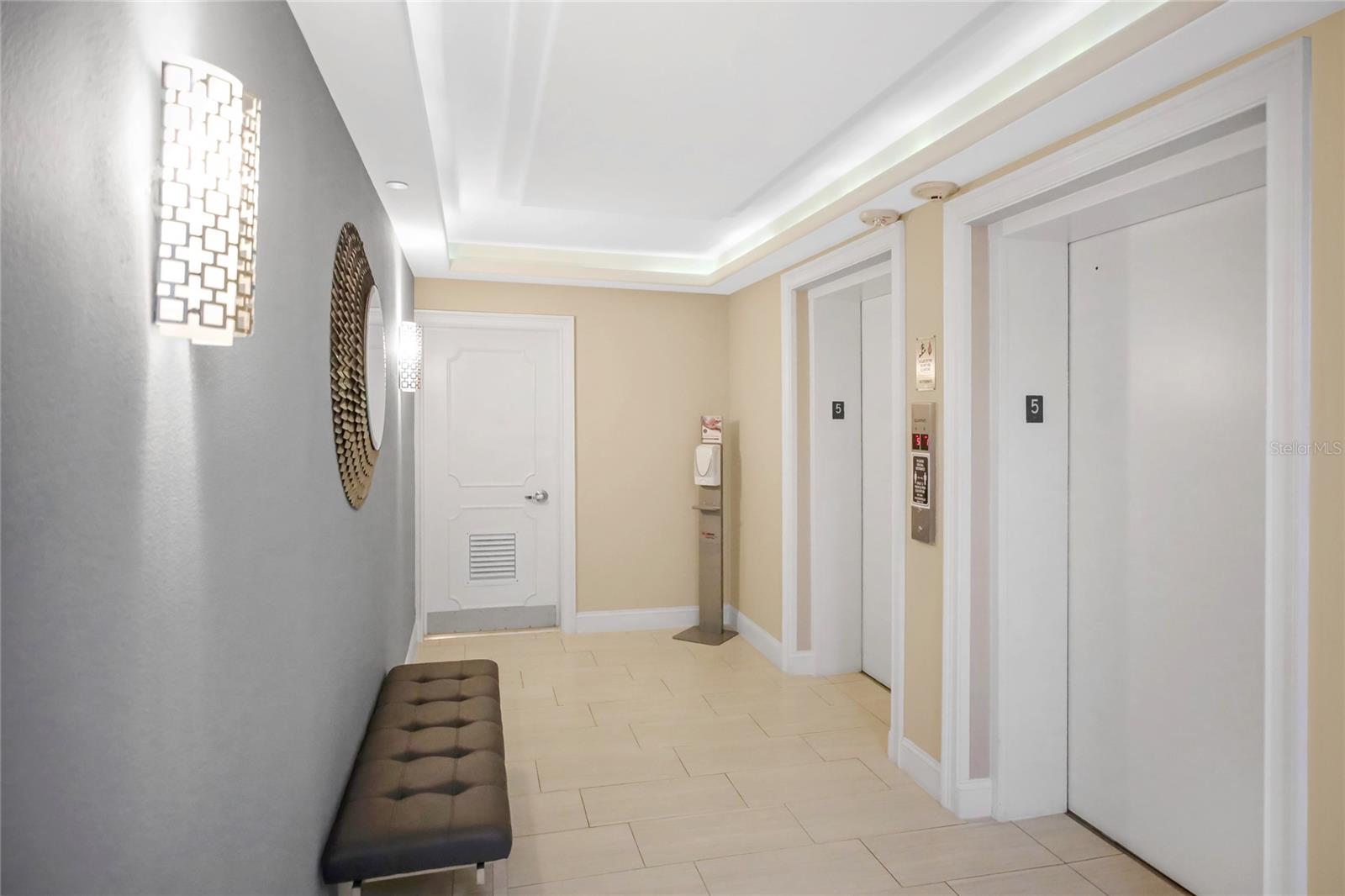 1212 BENJAMIN FRANKLIN DR #504, SARASOTA, FL — photo 4