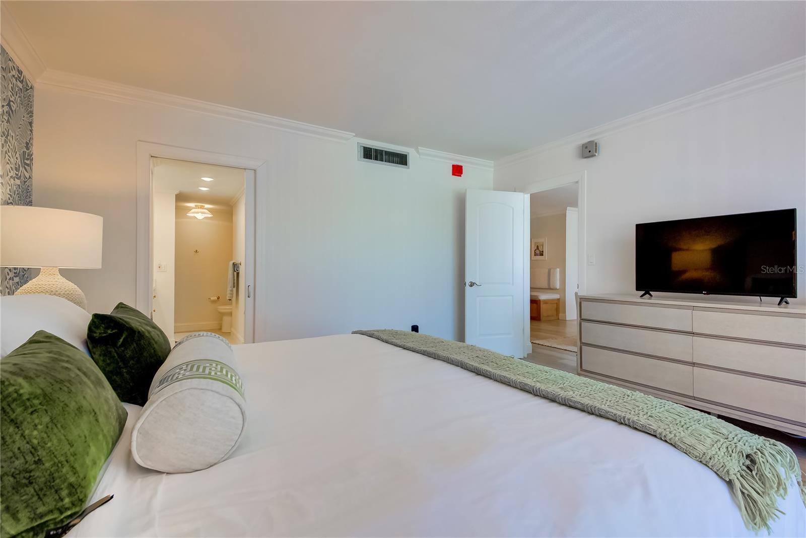 1212 BENJAMIN FRANKLIN DR #504, SARASOTA, FL — photo 23