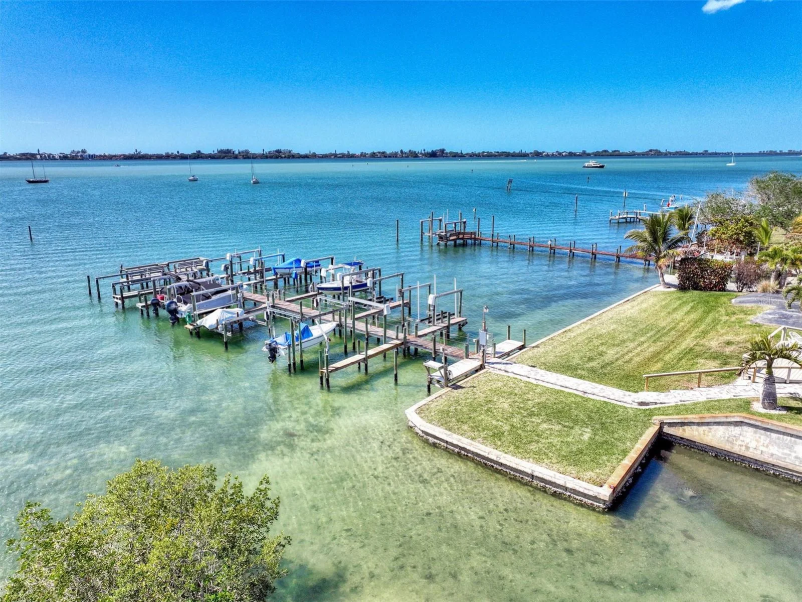 1106 S MCCALL RD, ENGLEWOOD, FL — photo 15