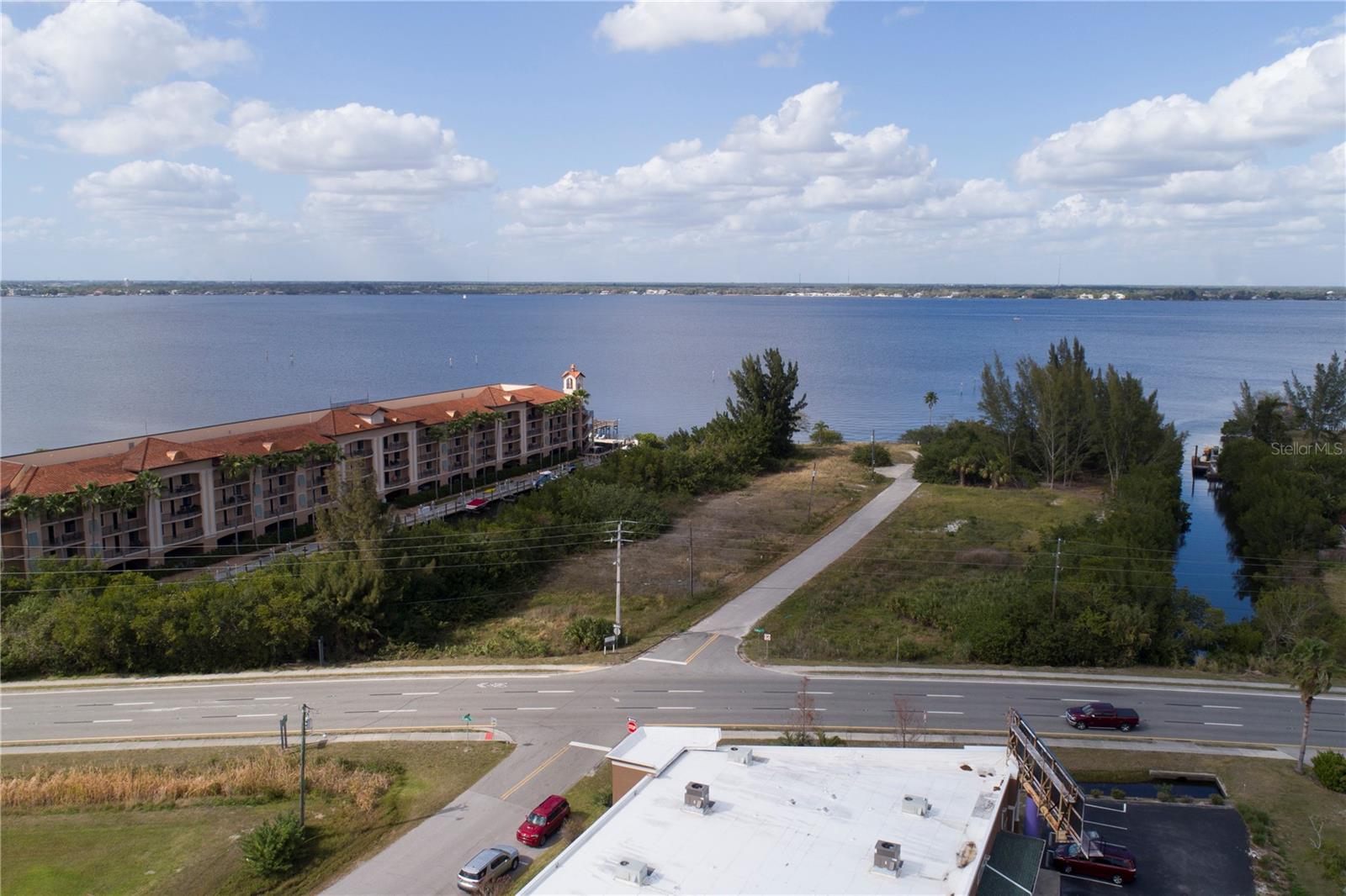 6162 LANDINGS WAY, PUNTA GORDA, FL — photo 9