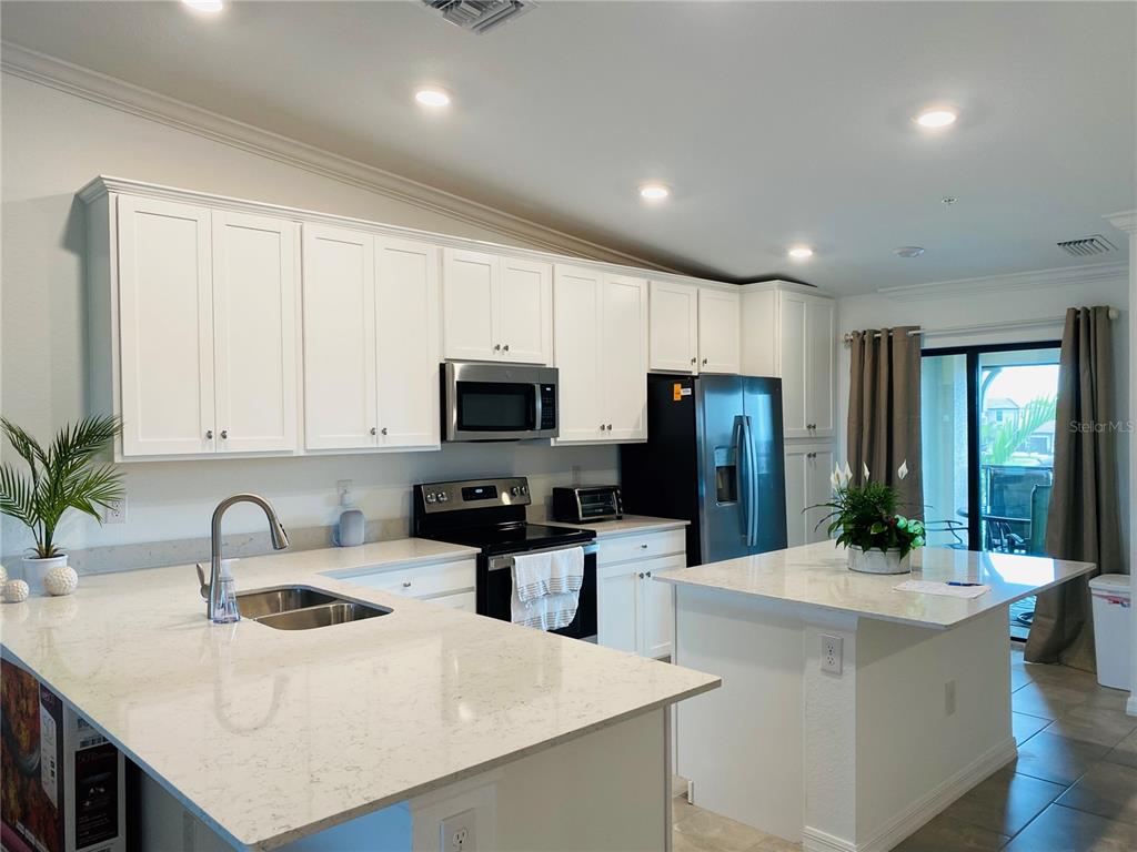 5664 PALMER CIR #202, BRADENTON, FL — photo 10