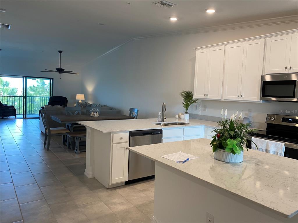 5664 PALMER CIR #202, BRADENTON, FL — photo 7