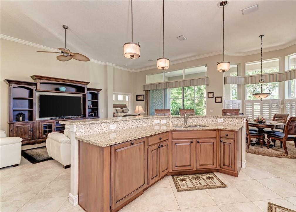 304 8TH AVE E, PALMETTO, FL — photo 6