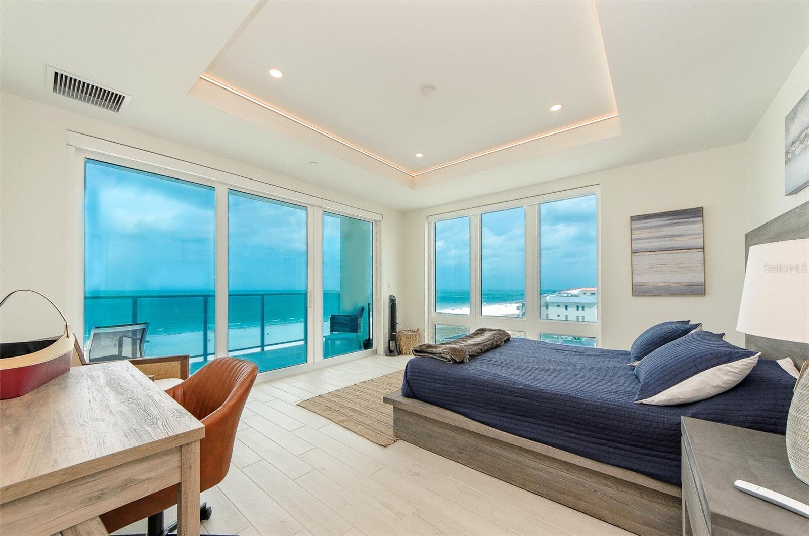 15 AVALON ST #702, CLEARWATER BEACH, FL — photo 33