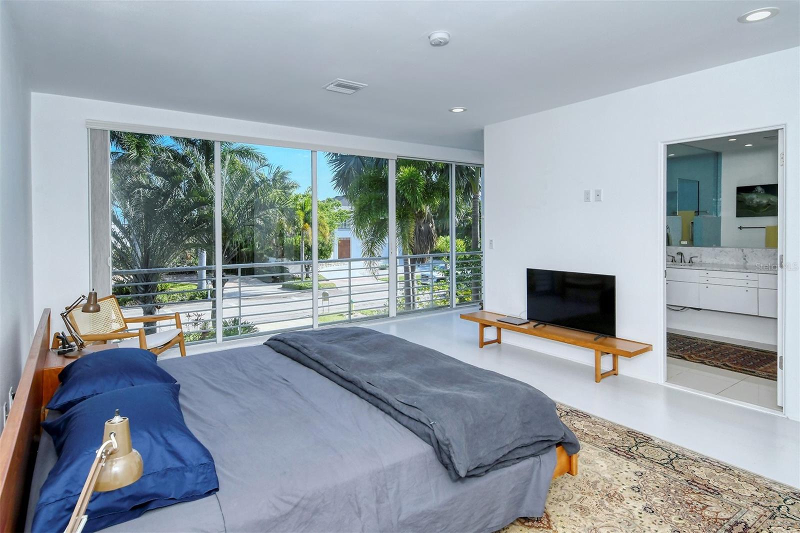 213 N WASHINGTON DR, SARASOTA, FL — photo 46