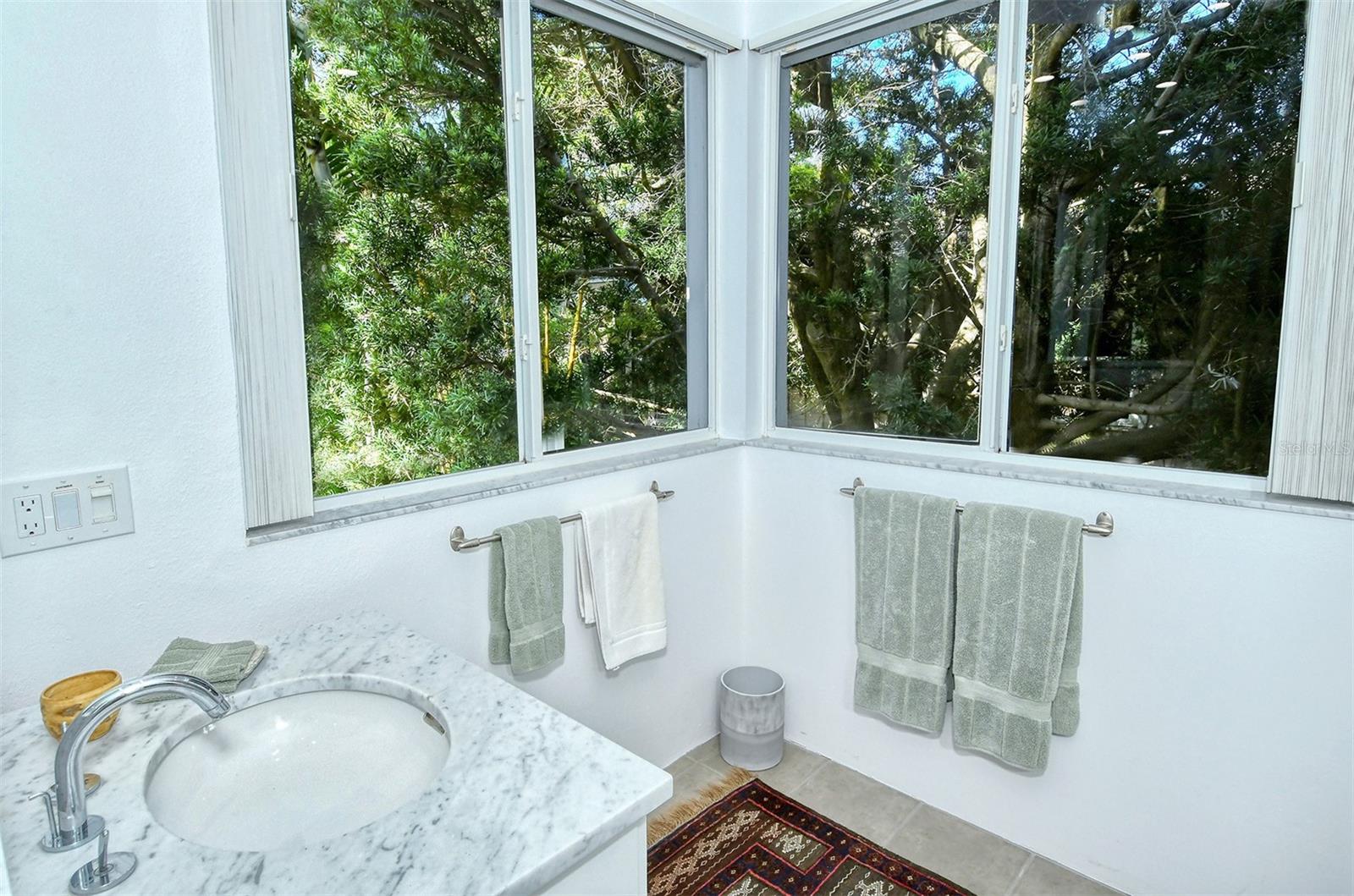 213 N WASHINGTON DR, SARASOTA, FL — photo 56