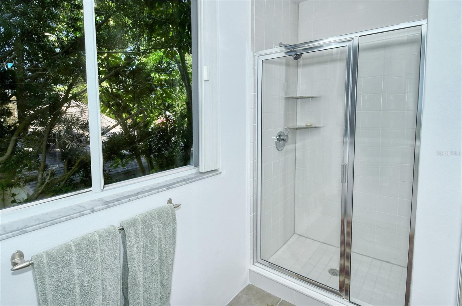 213 N WASHINGTON DR, SARASOTA, FL — photo 57