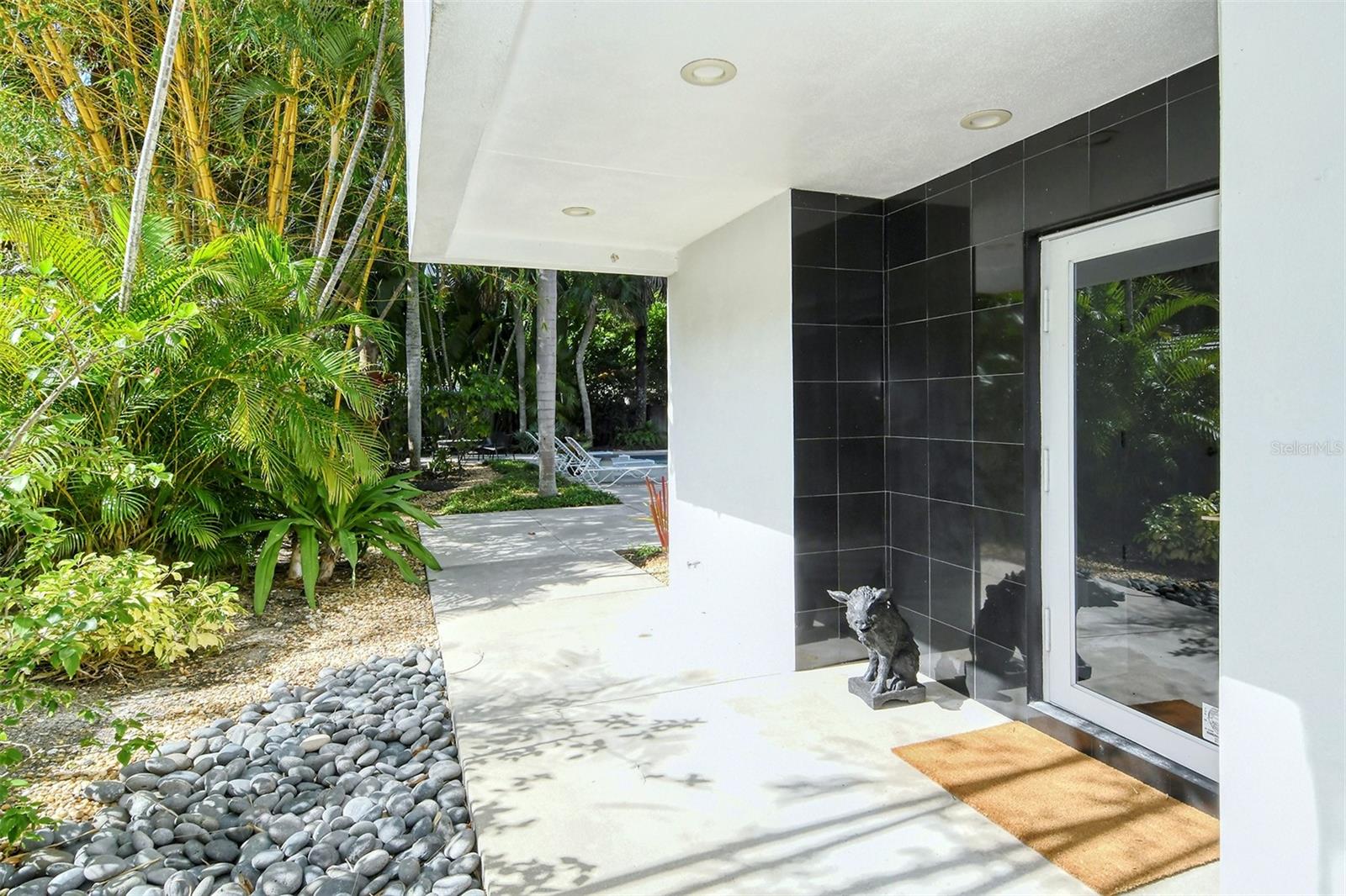 213 N WASHINGTON DR, SARASOTA, FL — photo 71