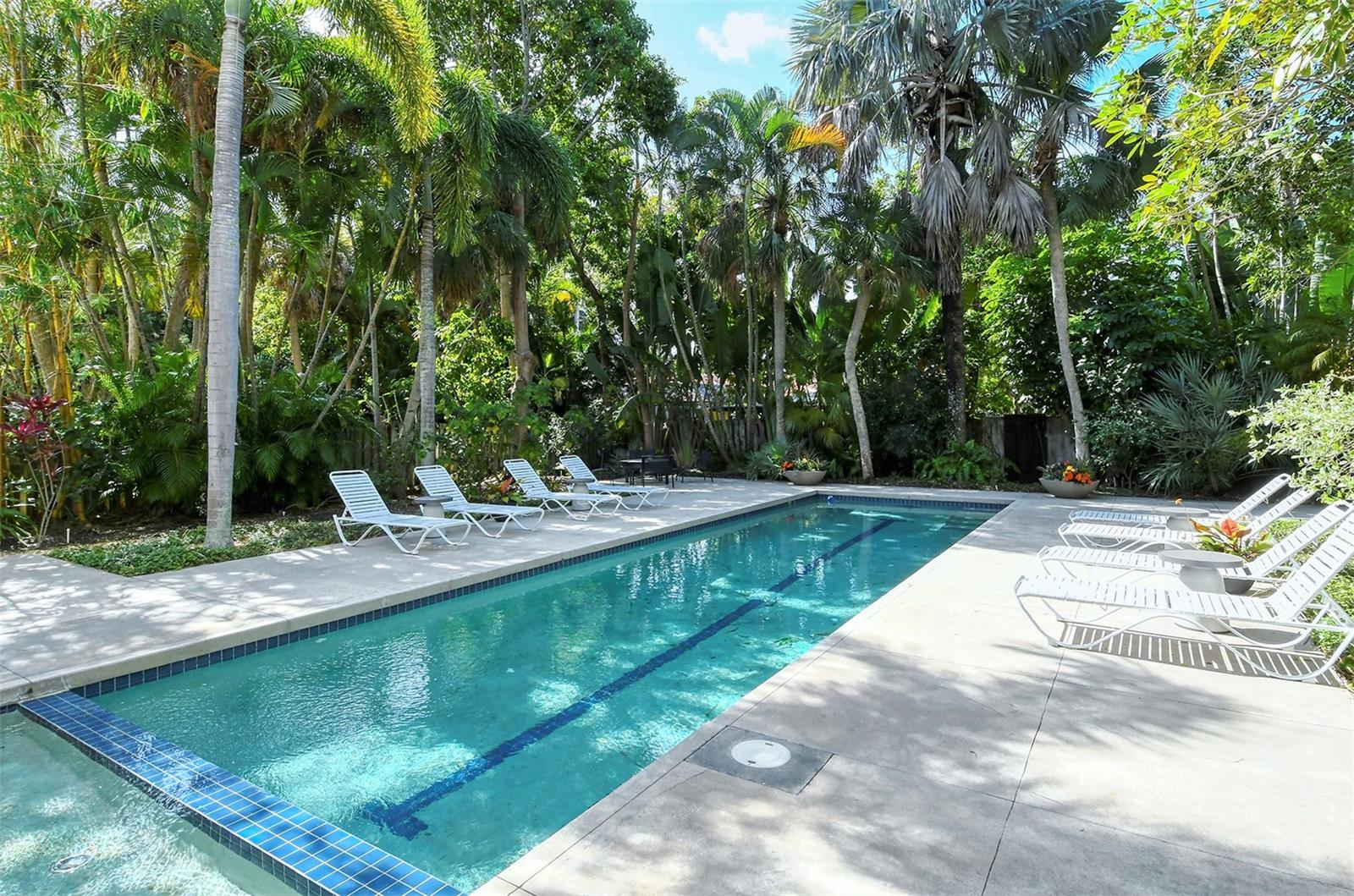 213 N WASHINGTON DR, SARASOTA, FL — photo 77