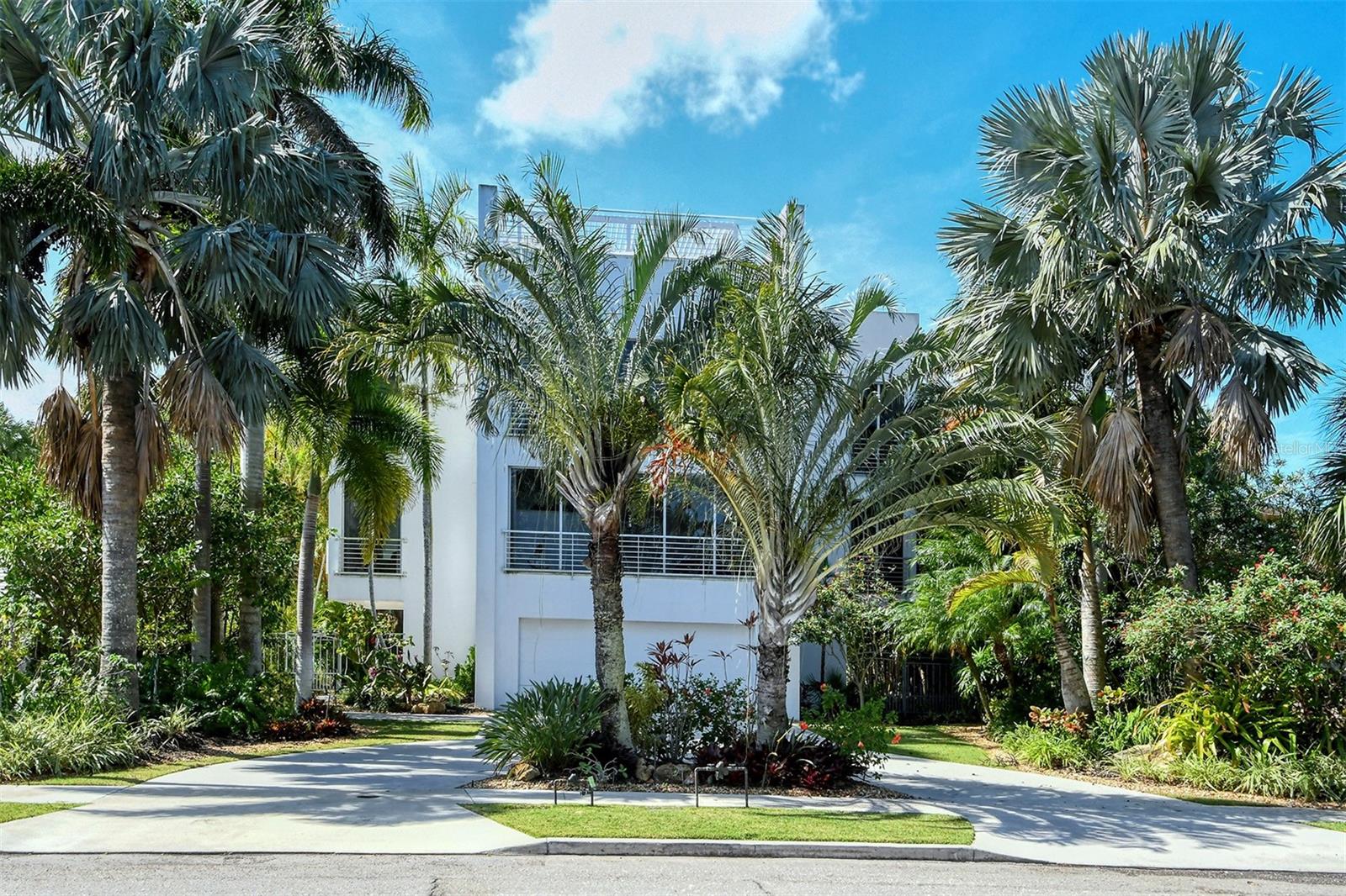 213 N WASHINGTON DR, SARASOTA, FL — photo 80