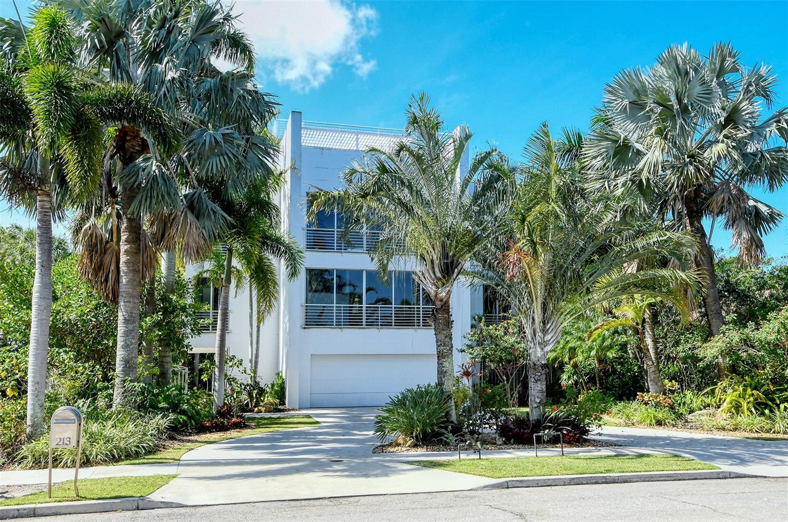 213 N WASHINGTON DR, SARASOTA, FL — photo 81