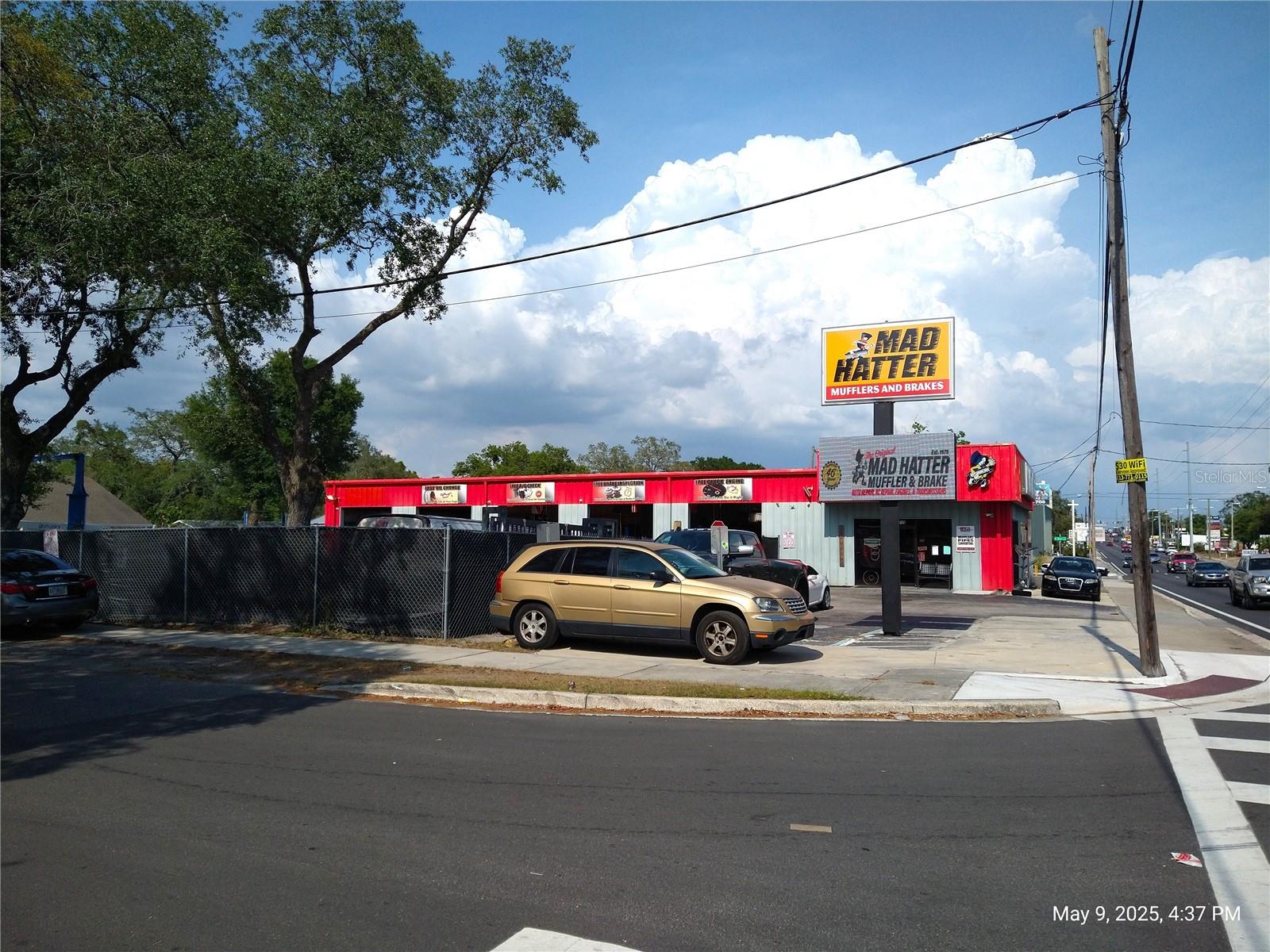 715 WEST WATERS AVE, TAMPA, FL — photo 2