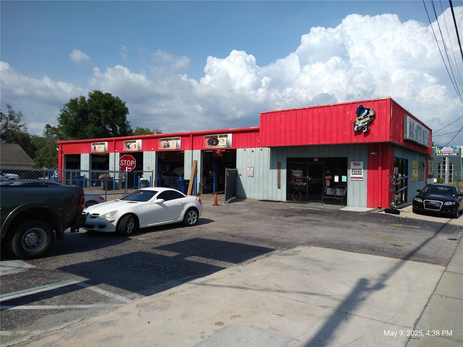 715 WEST WATERS AVE, TAMPA, FL — photo 4