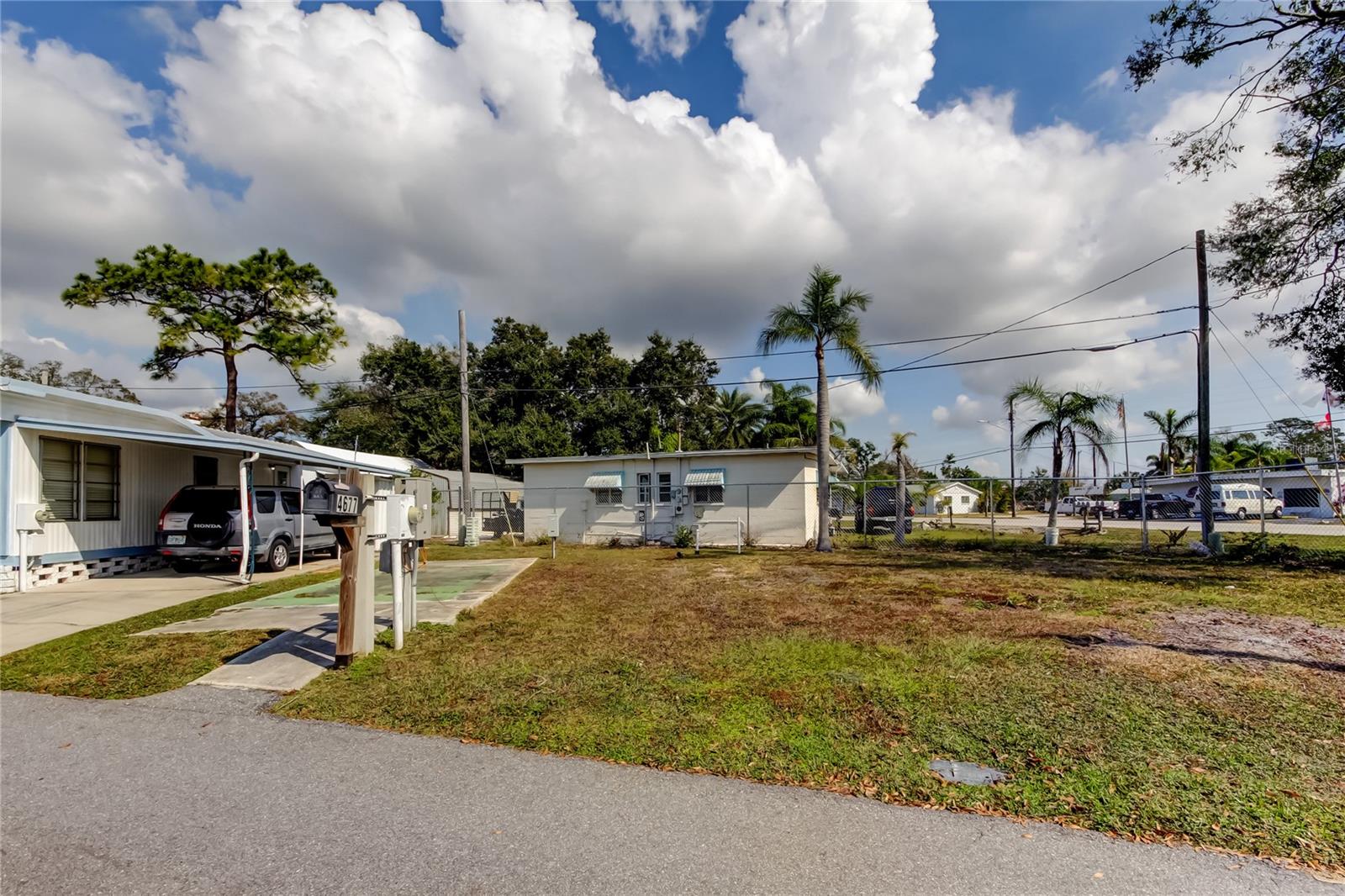 4677 66TH LN N #1, ST PETERSBURG, FL