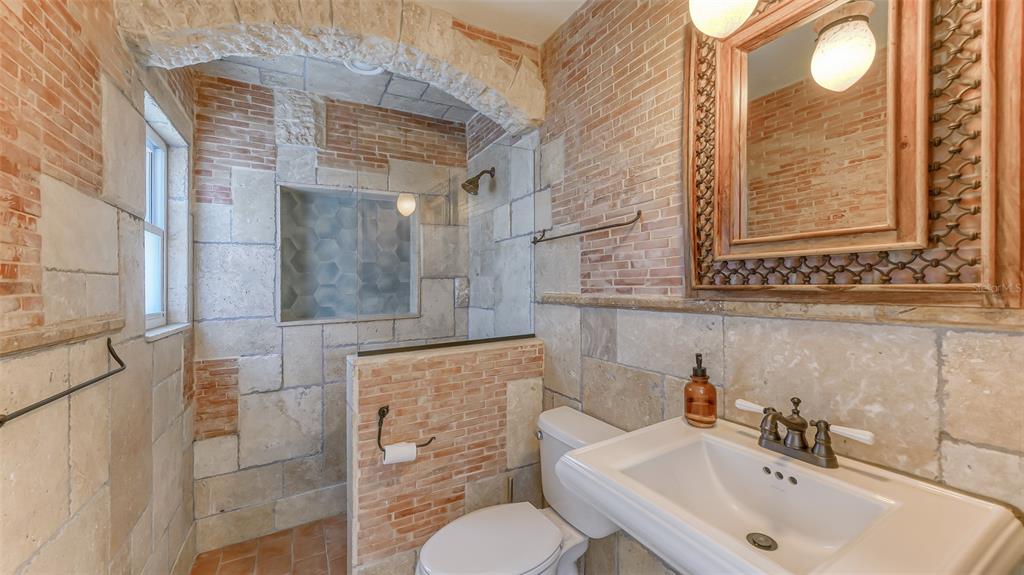 2520 TAMI SOLA ST, SARASOTA, FL — photo 23