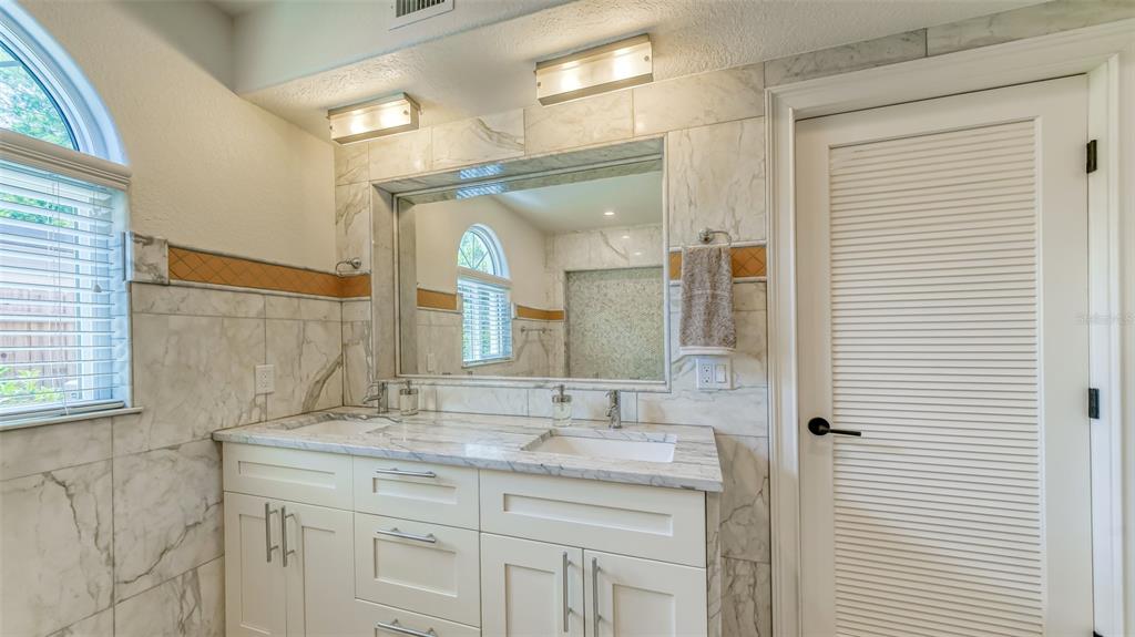 2520 TAMI SOLA ST, SARASOTA, FL — photo 29