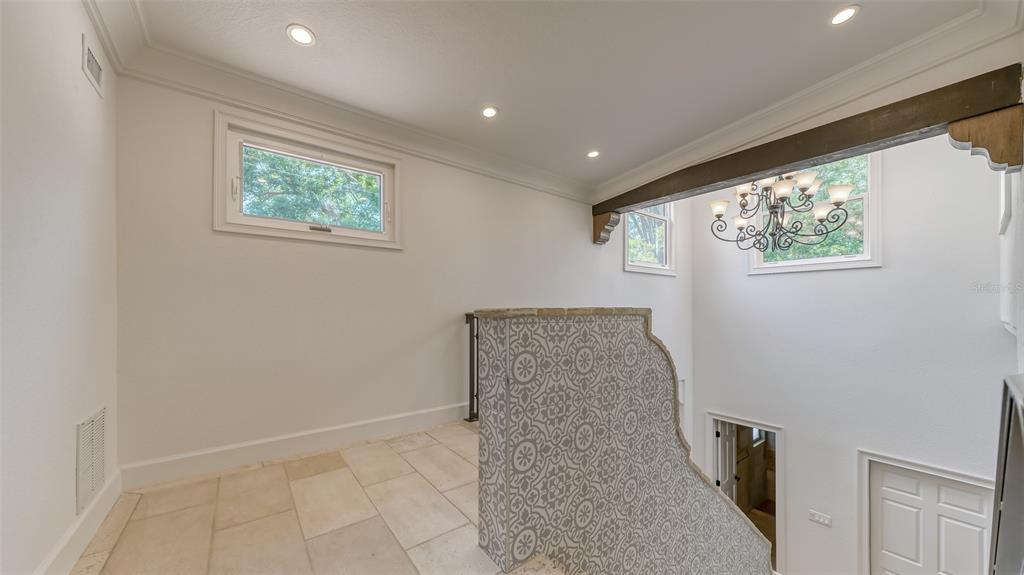 2520 TAMI SOLA ST, SARASOTA, FL — photo 32