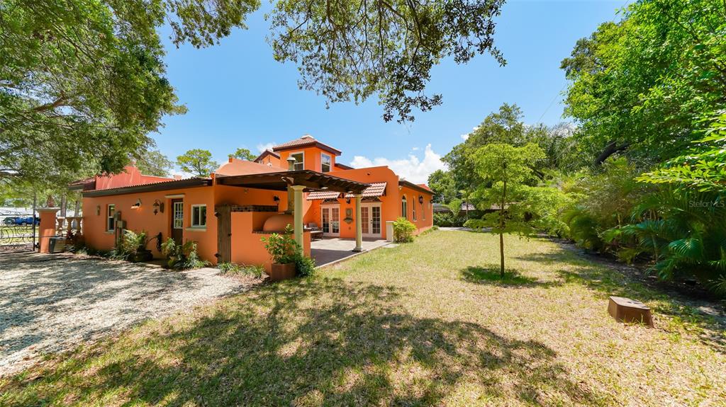2520 TAMI SOLA ST, SARASOTA, FL — photo 46
