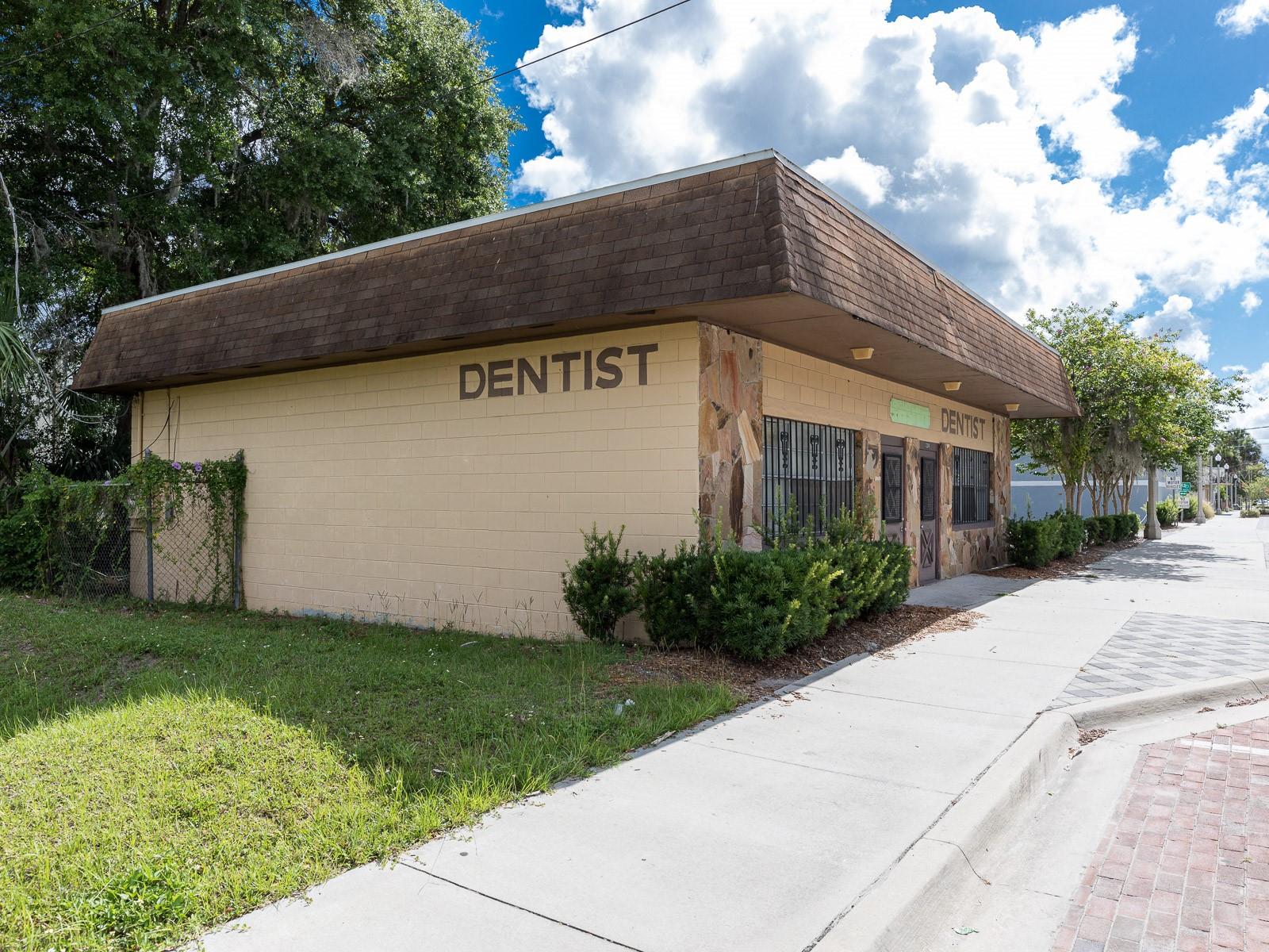 1204 HISTORIC GOLDSBORO BLVD, SANFORD, FL — photo 3