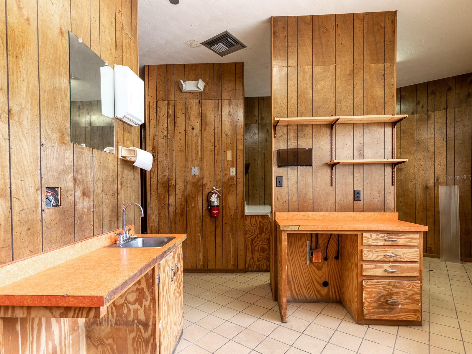 1204 HISTORIC GOLDSBORO BLVD, SANFORD, FL — photo 15