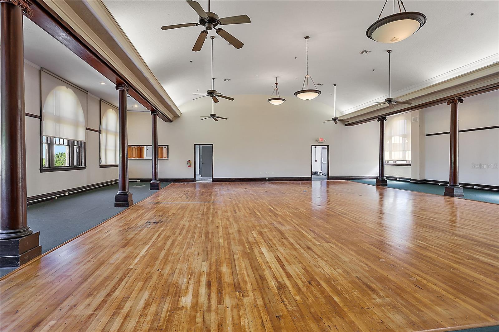 410 W MAIN ST, LEESBURG, FL — photo 26