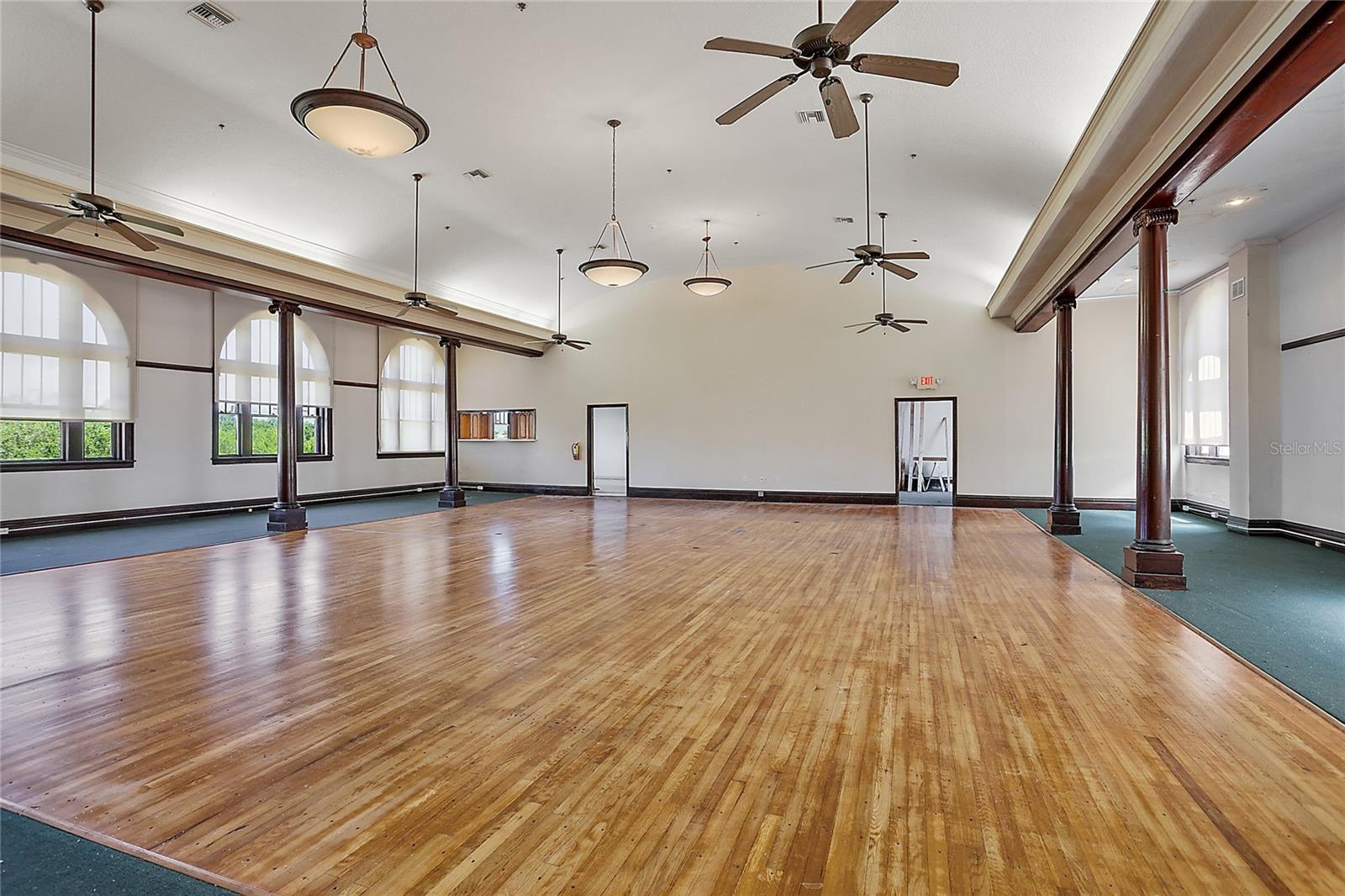 410 W MAIN ST, LEESBURG, FL — photo 28