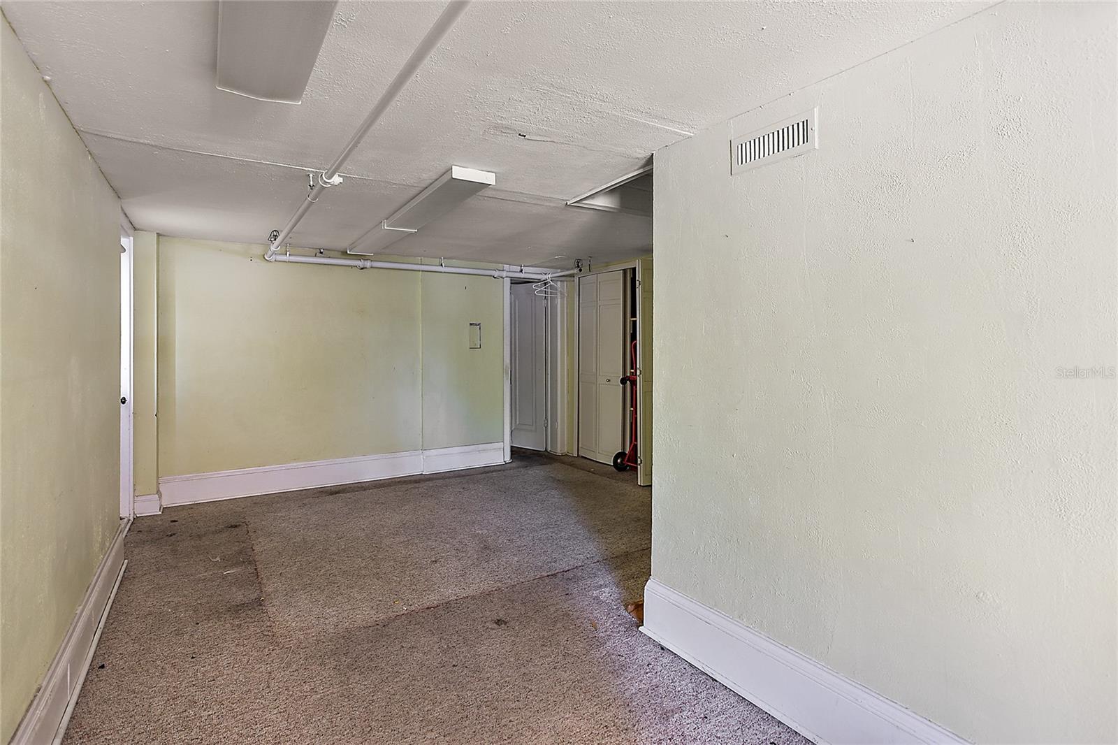 410 W MAIN ST, LEESBURG, FL — photo 32