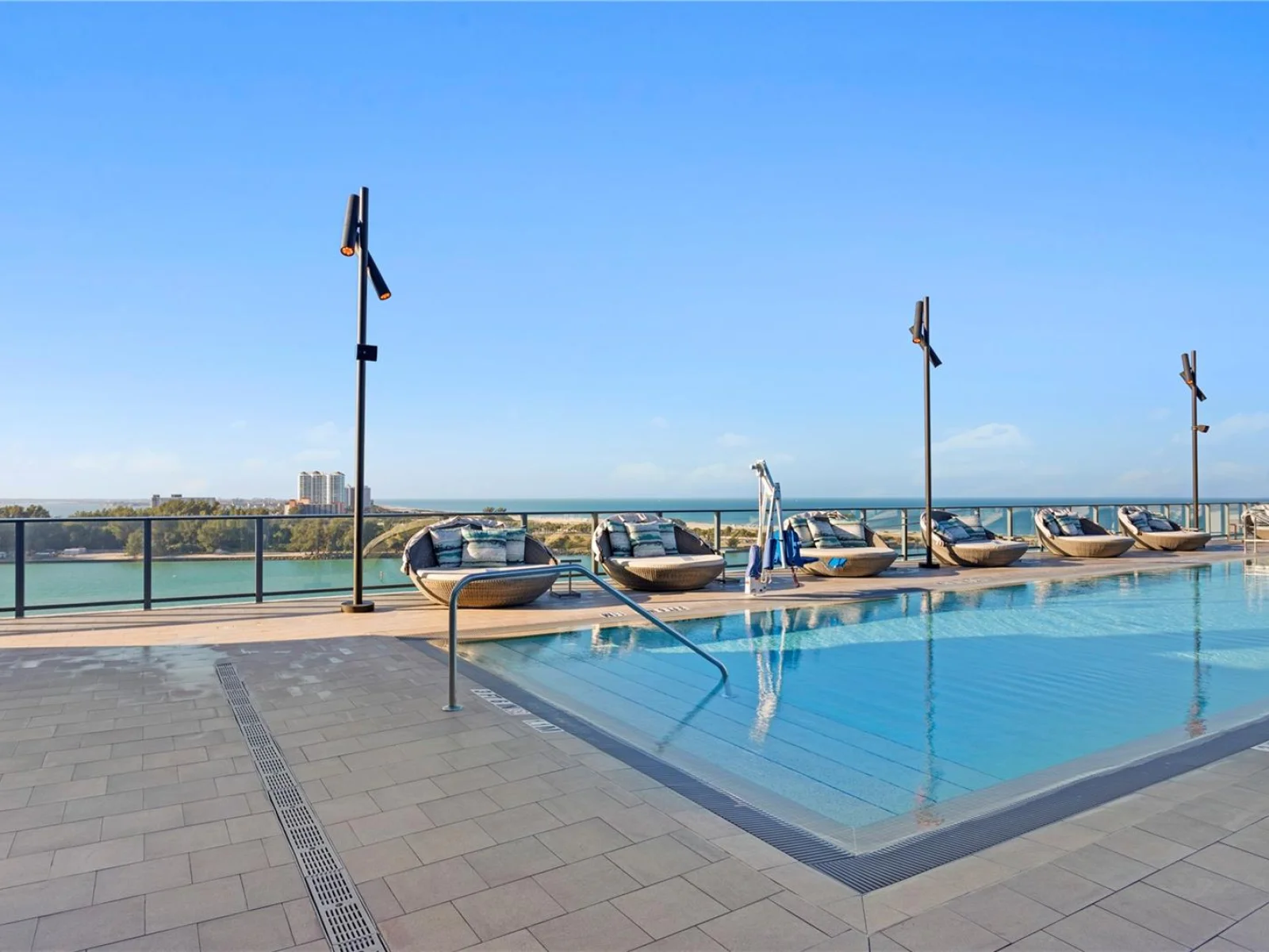 691 S GULFVIEW BLVD #1408, CLEARWATER BEACH, FL — photo 121