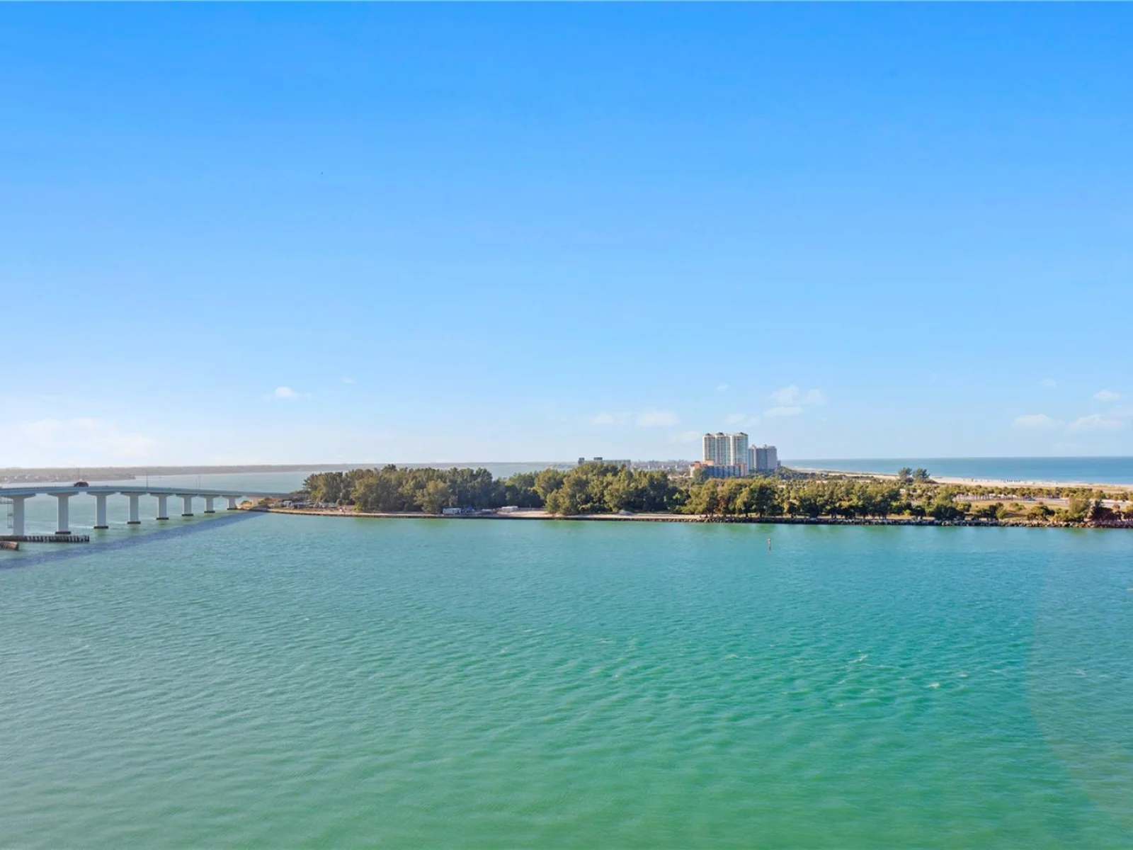 691 S GULFVIEW BLVD #1408, CLEARWATER BEACH, FL — photo 133