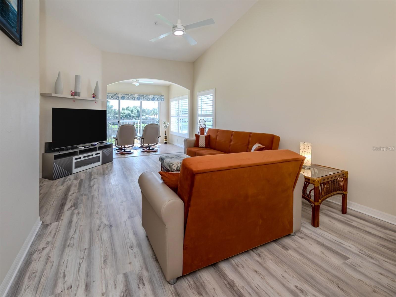 901 ADDINGTON CT #203, VENICE, FL — photo 31