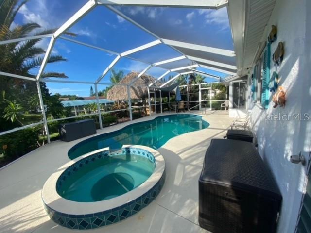 18058 AVONSDALE CIR, PORT CHARLOTTE, FL — photo 47