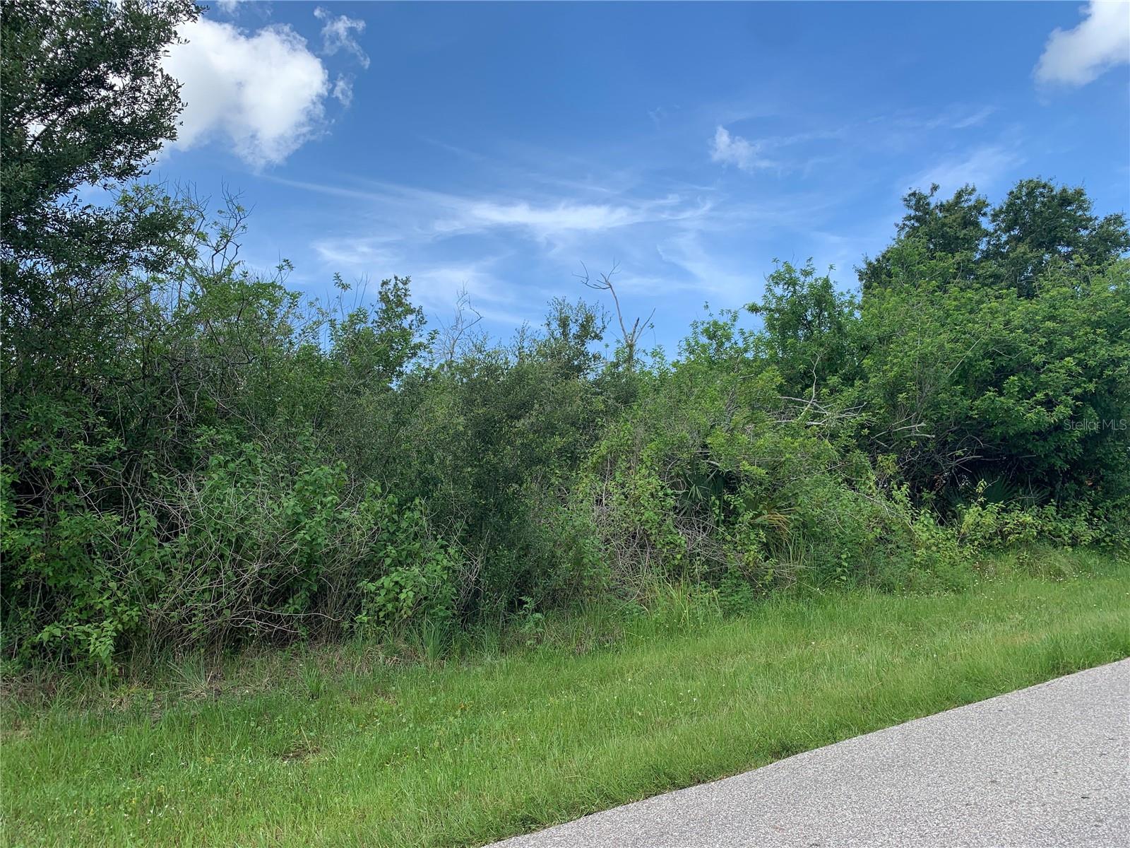 2035 LOVELAND BLVD, PORT CHARLOTTE, FL