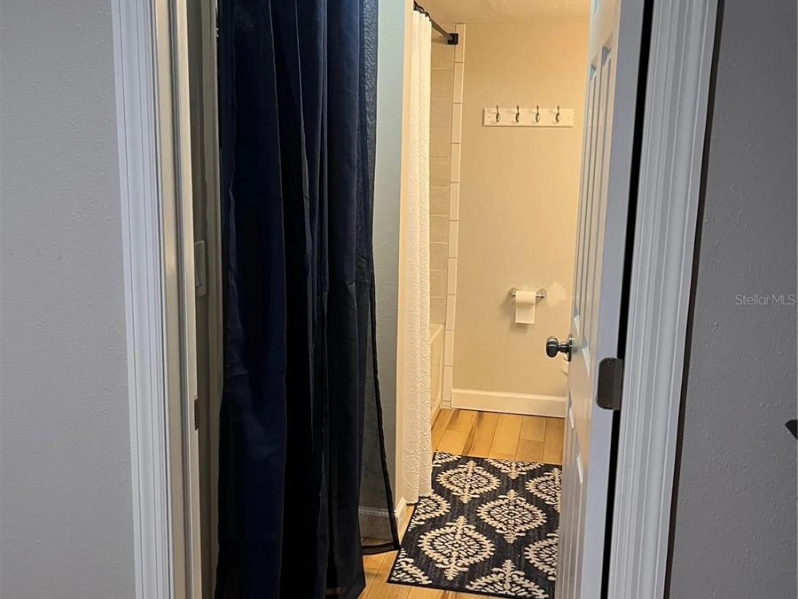 4705 HOLLINGSWORTH AVE #Lower, SARASOTA, FL — photo 30