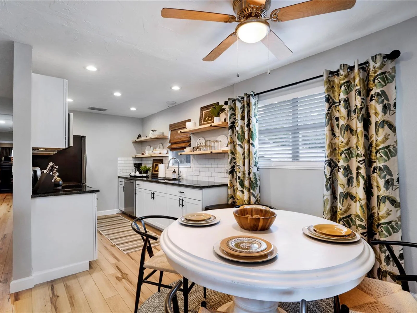 4705 HOLLINGSWORTH AVE, SARASOTA, FL — photo 10