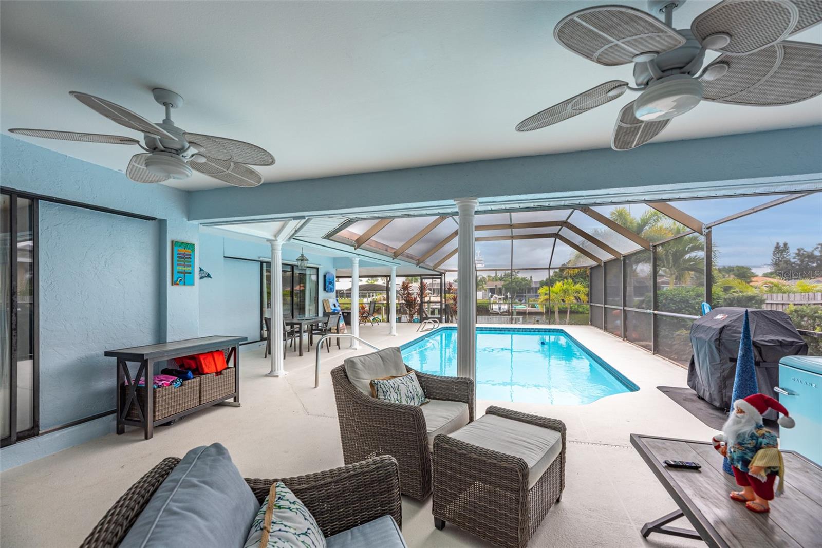910 CHIPAWAY DR, APOLLO BEACH, FL — photo 50