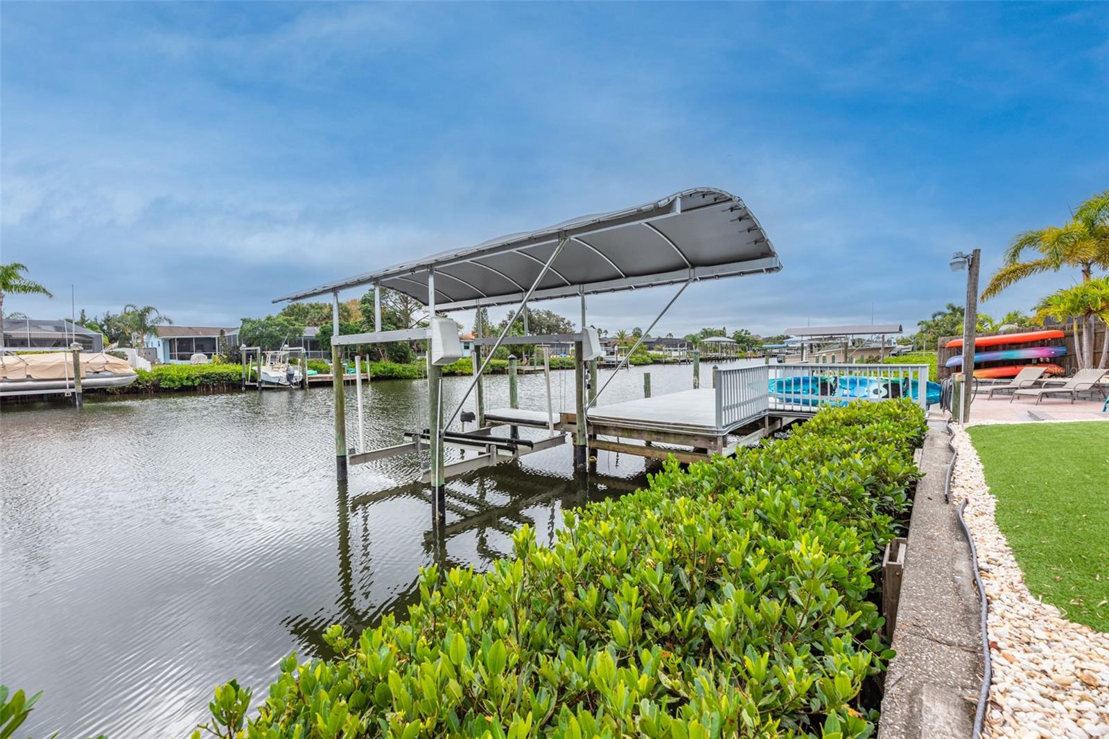910 CHIPAWAY DR, APOLLO BEACH, FL — photo 64