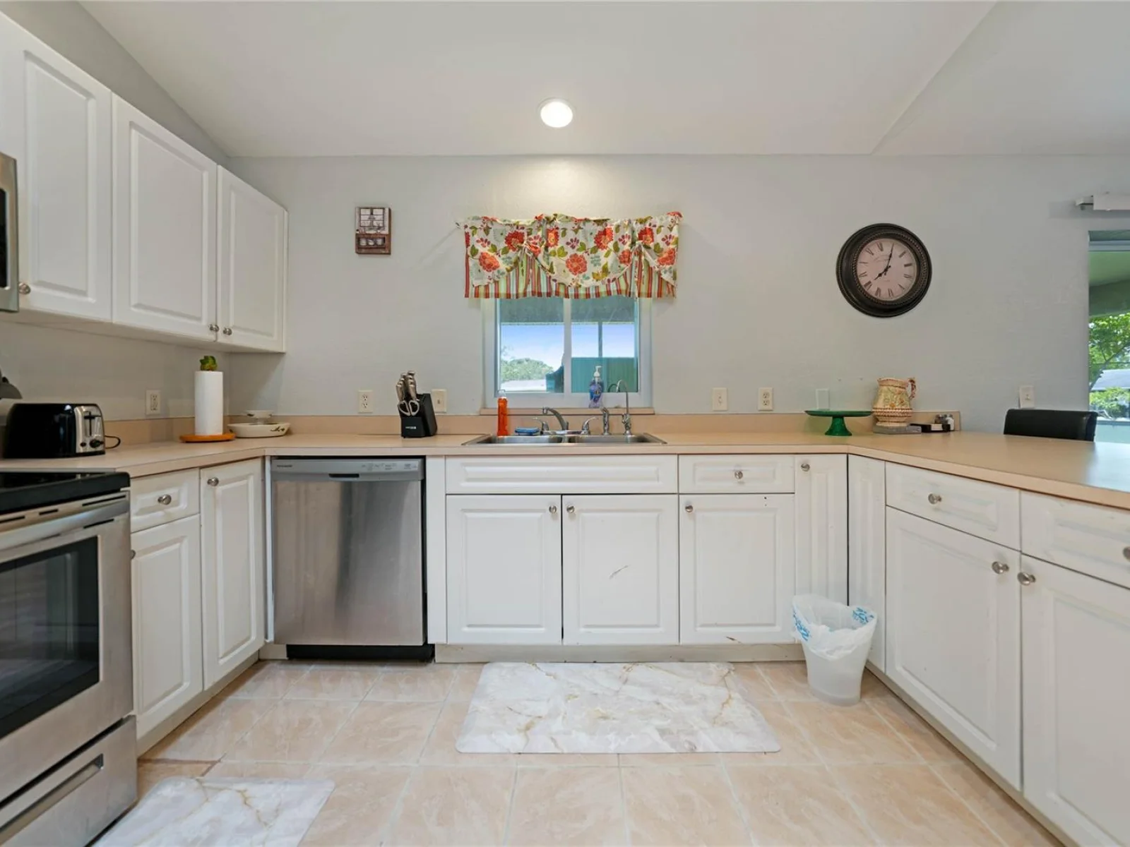 590 RIDGEWOOD ST NW, PORT CHARLOTTE, FL — photo 8