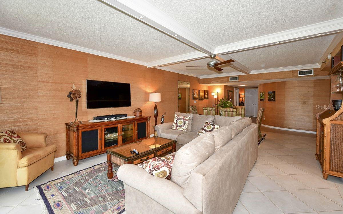 1485 GULF OF MEXICO DR #109, LONGBOAT KEY, FL — photo 15